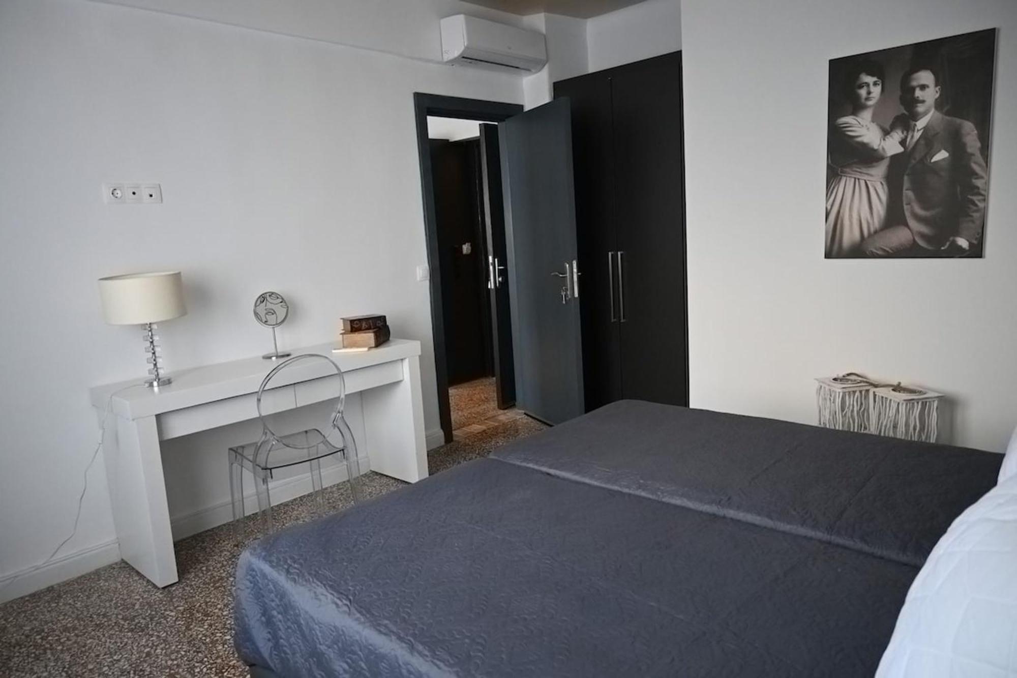 Haris 303 Apartment By Vpn Accomodation Atene Esterno foto